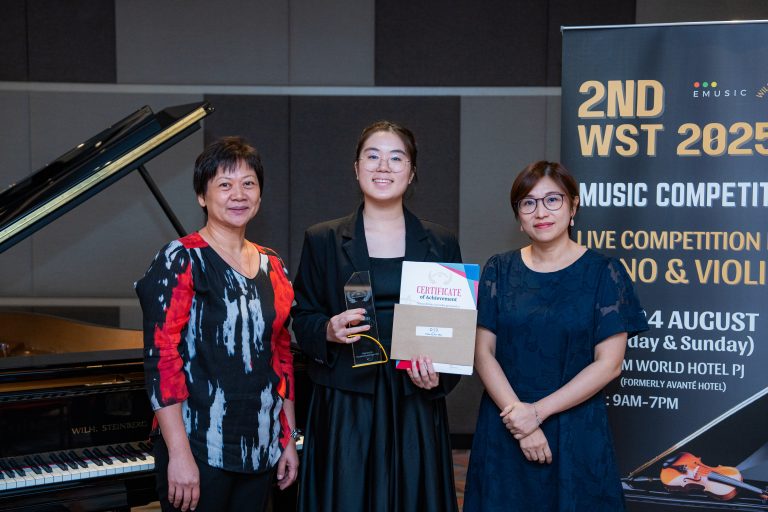D Gold Chloe Ng Tze Mun